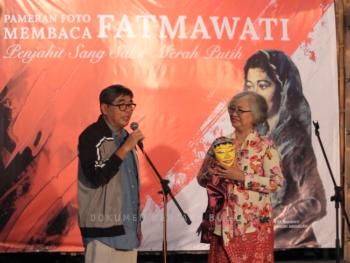 Membaca FATMAWATI Penjahit Sang Saka Merah Putih